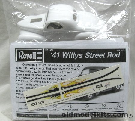 Revell 1/25 1941 Willys Street Rod - Bagged, 2371 plastic model kit
